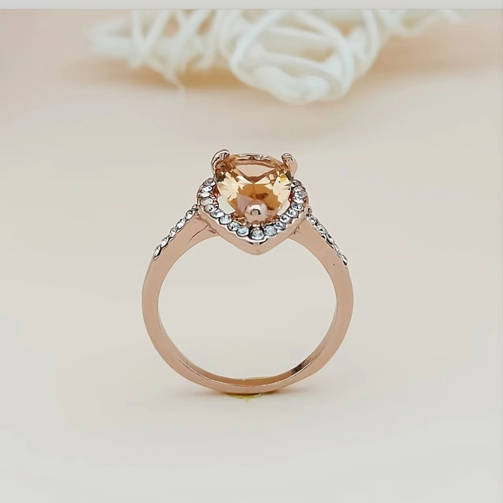 2.50 C Pear Shape Simulated Pink Morganite & White CZ Elegant Ring. - Picture 7 of 8